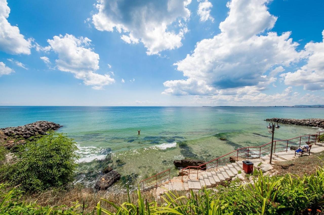 Sea View Panoramic Apartments, Fort Noks Crown Club Sveti Vlas Exterior photo