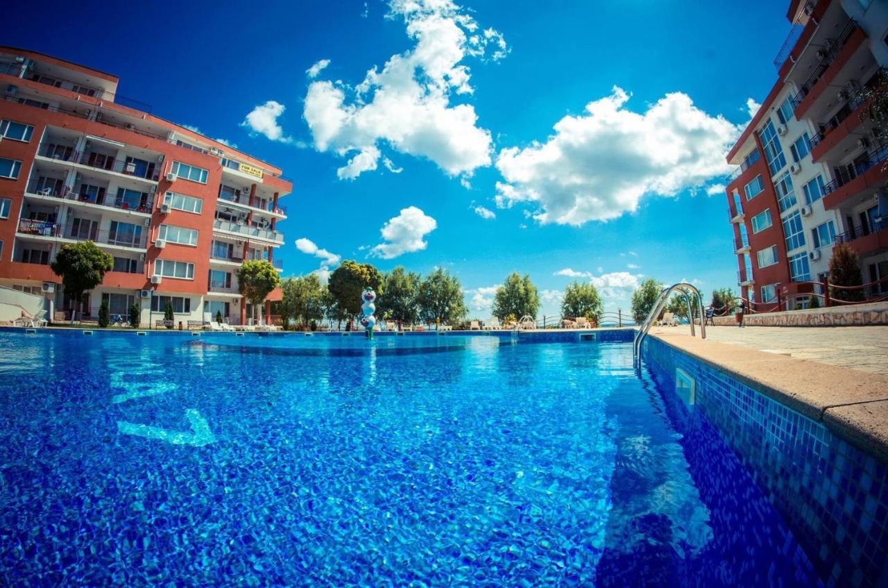 Sea View Panoramic Apartments, Fort Noks Crown Club Sveti Vlas Exterior photo