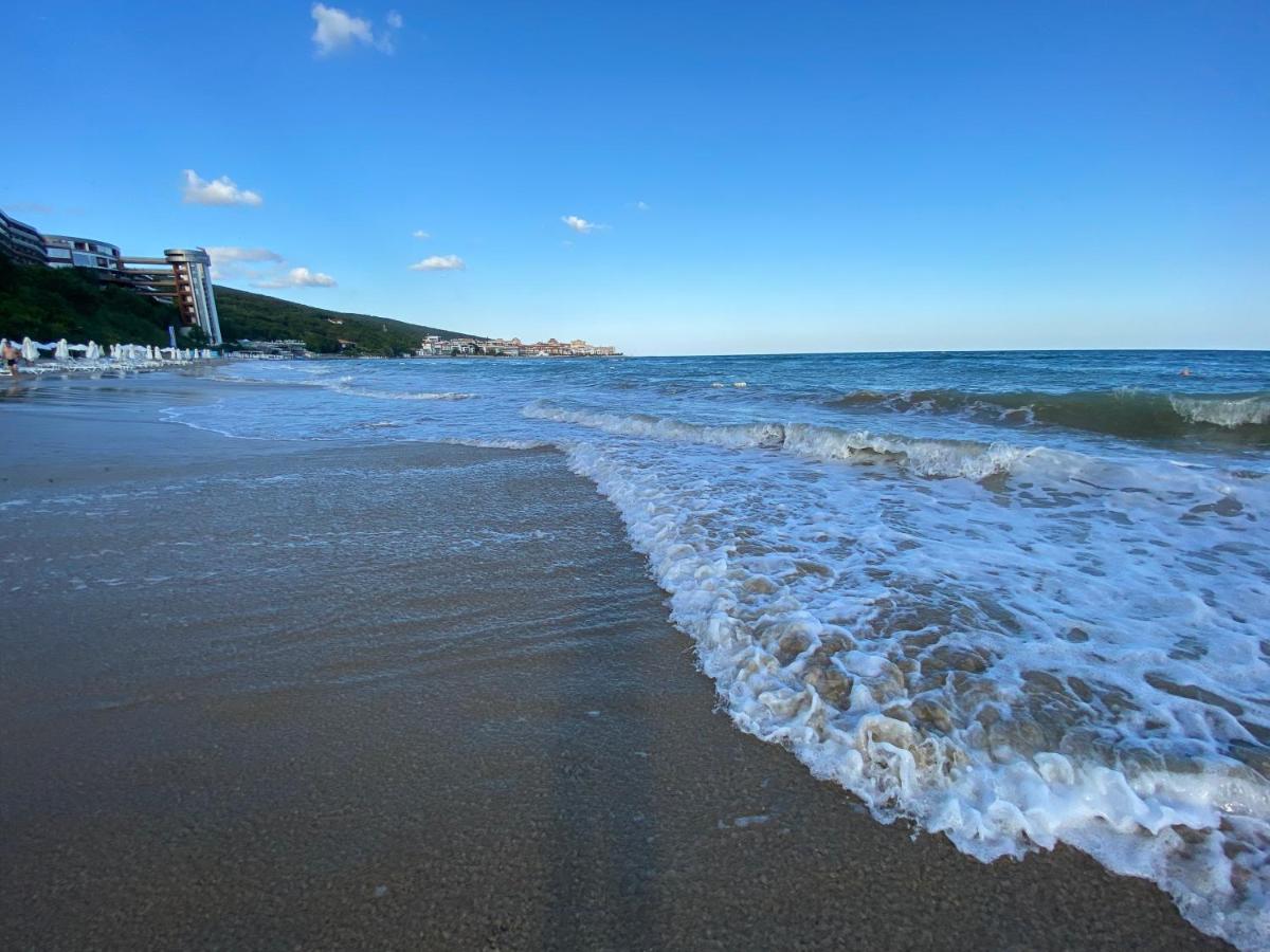 Sea View Panoramic Apartments, Fort Noks Crown Club Sveti Vlas Exterior photo